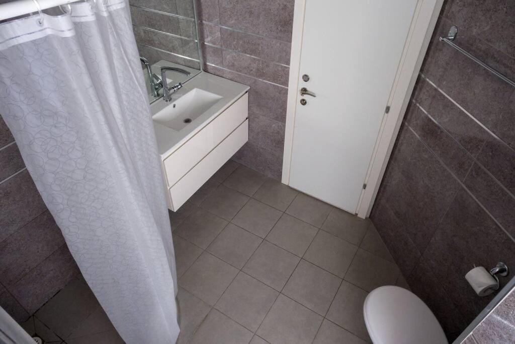 Royal Aparatment On The Sea , Blvd Nitza 34 Netanya Exterior photo